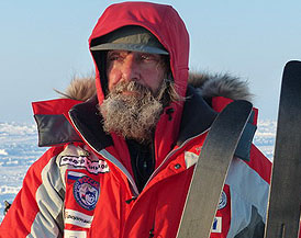 Экспедицию Фёдора Конюхова по Арктике настойчиво преследует полярный медведь